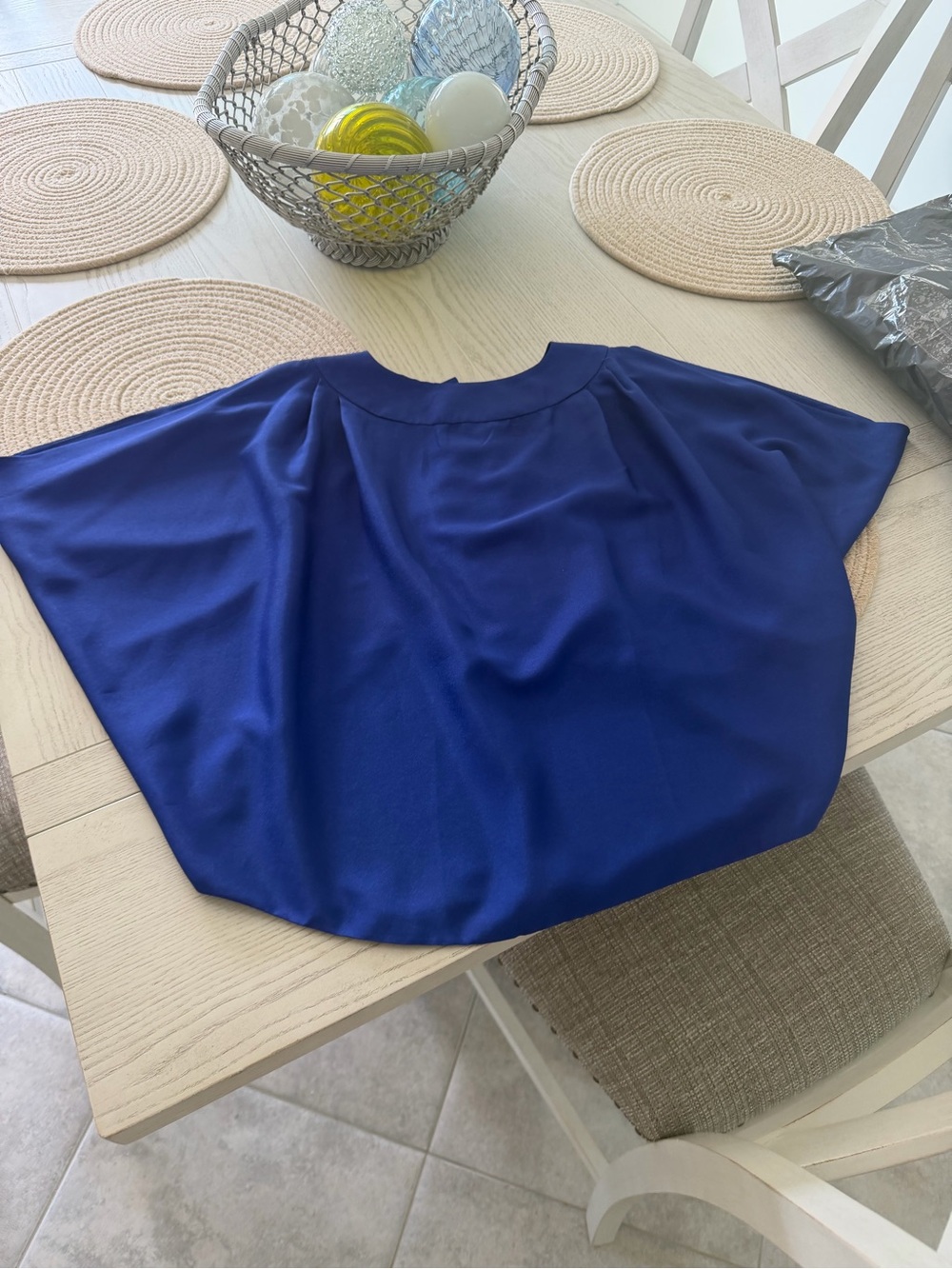 Gracia Short-Sleeve Relaxed Tunic in Royal Blue